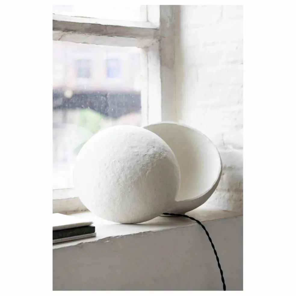 Lampe à poser Earth ronde en papier maché | Blanc