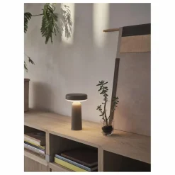 Lampe à poser Ease, Johan Van Hengel | Taupe
