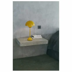 Lampe à poser Flowerpot VP3, Verner Panton, 1969 | Jaune moutarde