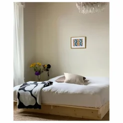 Lit Kanso en bois avec tiroirs