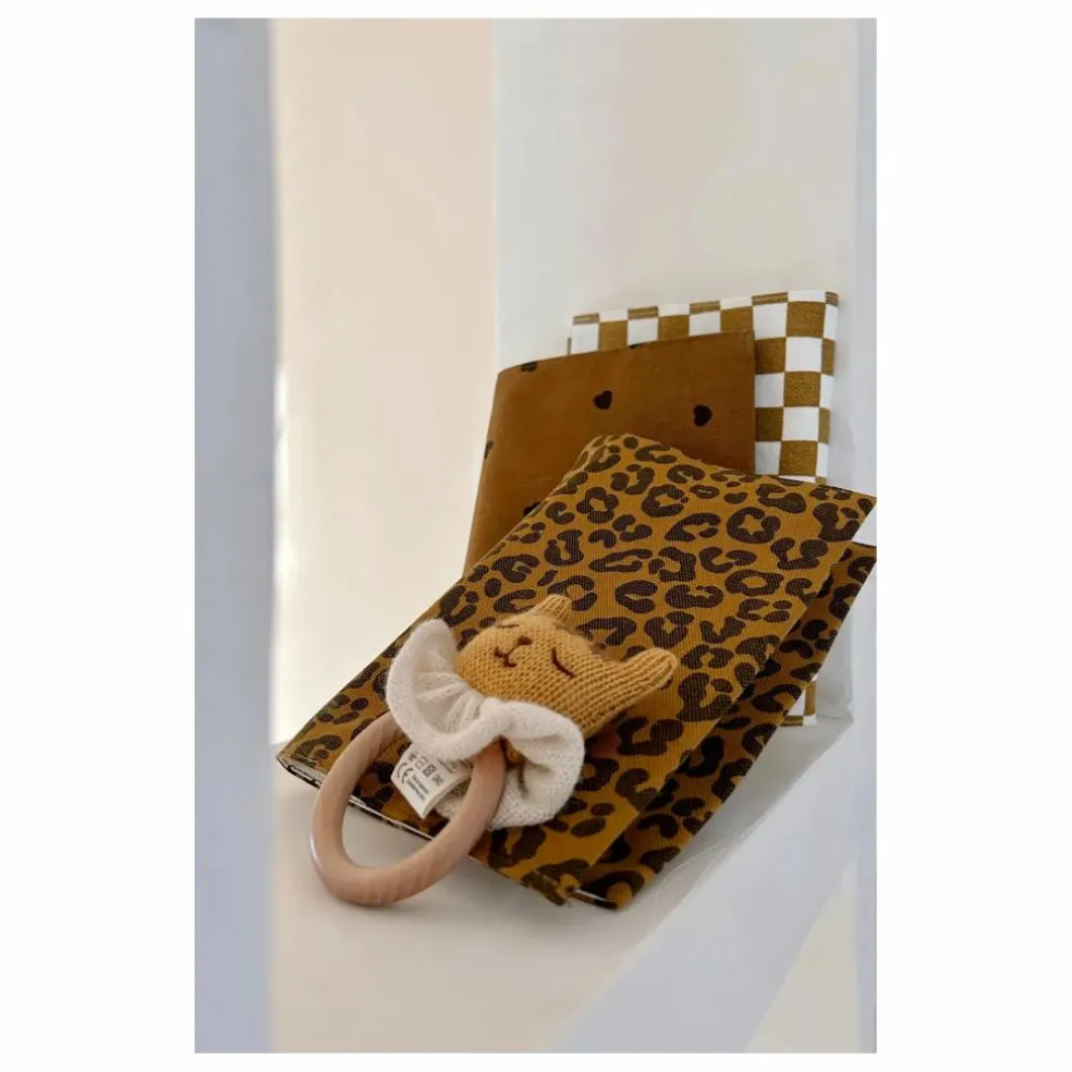 Protège carnet de santé Chloé Cœur | Camel