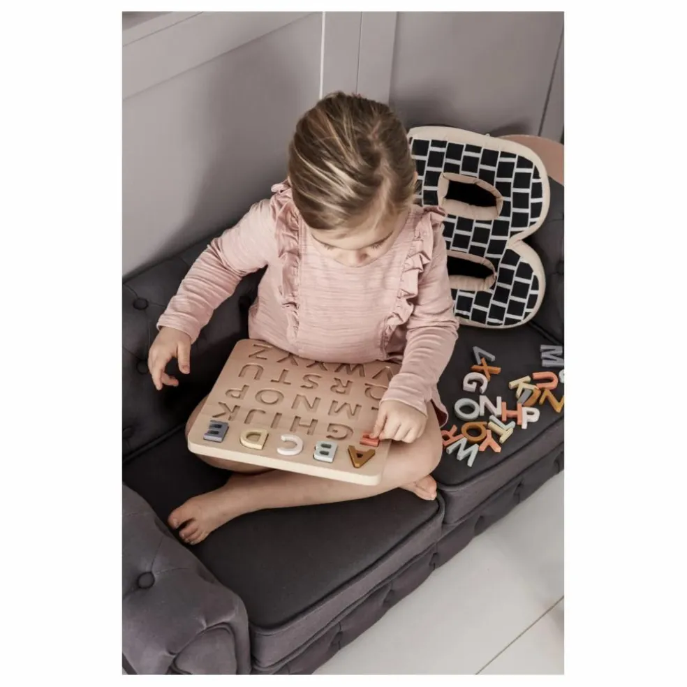 Puzzle alphabet