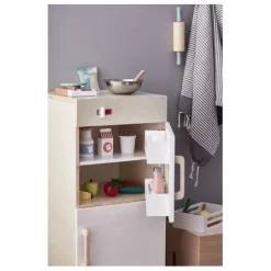 Réfrigérateur et congélateur en bois