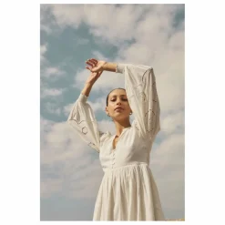 Robe Brodé Manches Longues en Coton Bio | Blanc cassé