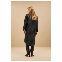 Robe Check | Caramel