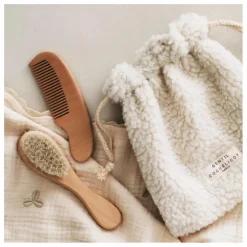 Set coiffure pour bébé et pochon sherpa
