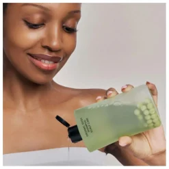 Shampoing soin du cuir chevelu aux petits pois bio fermentés - 450ml