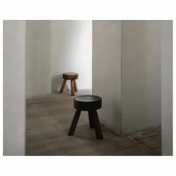 Tabouret AML en pin | Bois foncé
