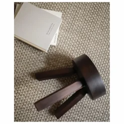 Tabouret AML en pin | Bois foncé