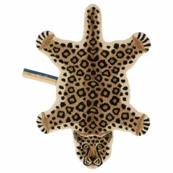 Tapis léopard en laine