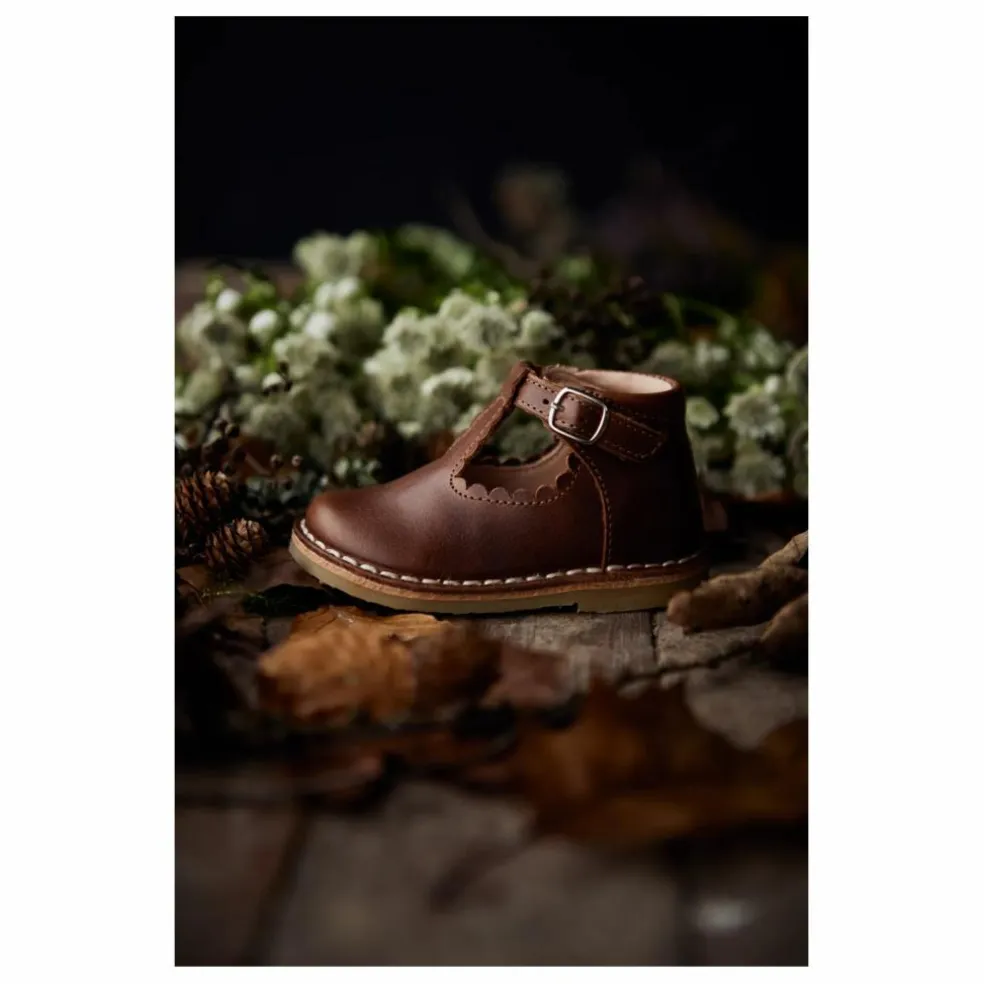 T-Bar Scallop | Marron