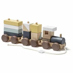 Train avec cubes empilables en bois