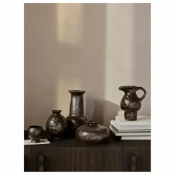 Vase long en terracotta Doro | Marron